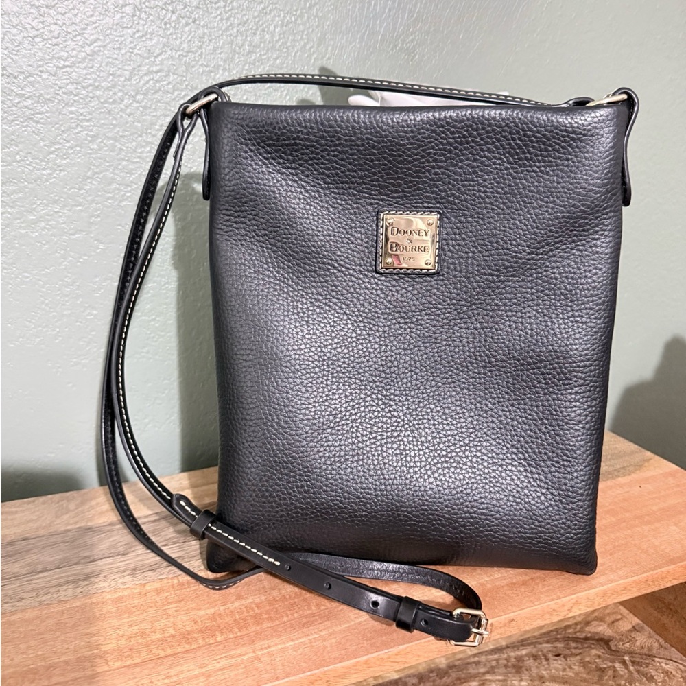 Dooney & Bourke Black Pebbled Leather Shoulder Bag with Gold Plaque